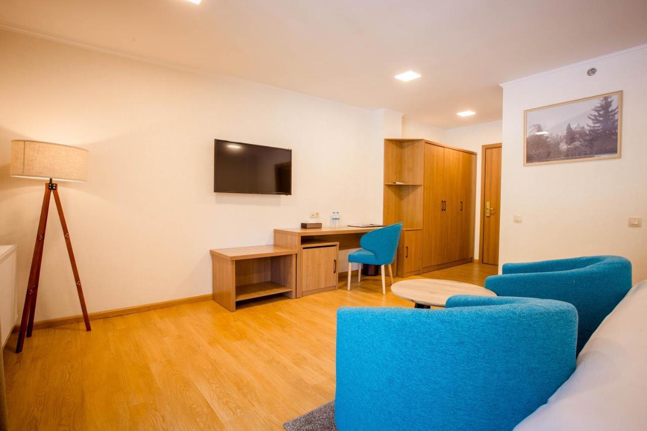 Gistola Hotel Mestia Kültér fotó