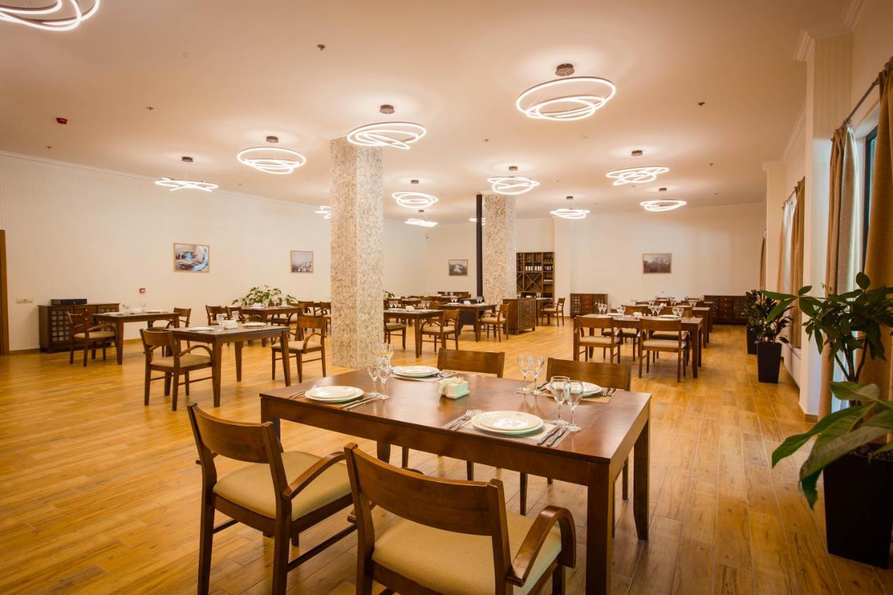 Gistola Hotel Mestia Kültér fotó