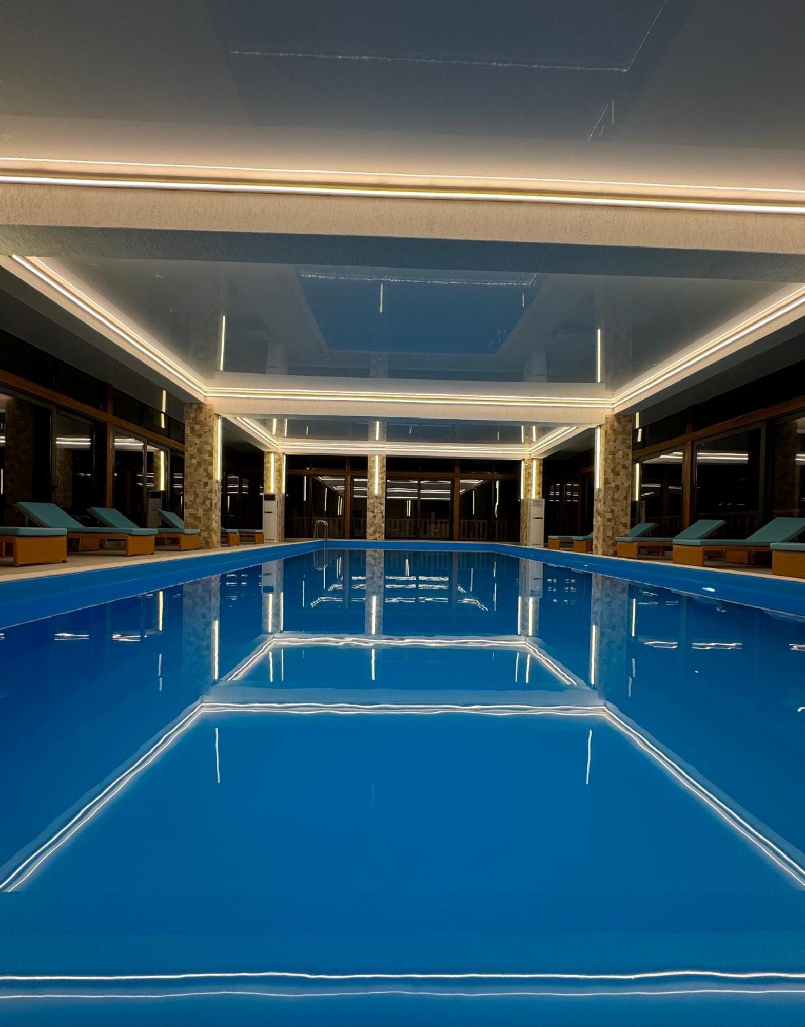 Gistola Hotel Mestia Kültér fotó